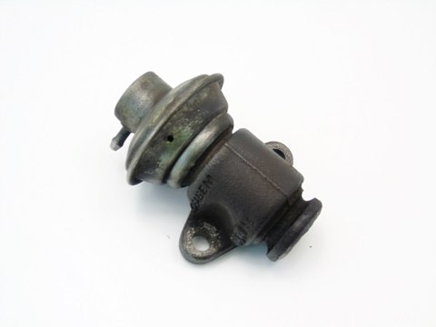 ZAWÓR EGR 1.9 DTI V40 S40 SCENIC MEGANE CLIO LAGUN ZAWÓR EGR 1.9 DTI V40 S40 SCENIC MEGANE CLIO LAGUN