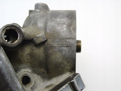 OBUDOWA FILTRA OLEJU 1.6 K MINI COOPER R50 R52 R53 OBUDOWA FILTRA OLEJU 1.6 K MINI COOPER R50 R52 R53