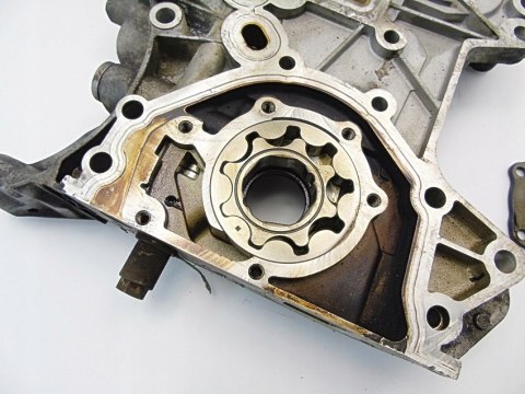 POMPA OLEJU OBUDOWA 1.6 16V ASTRA H ZAFIRA B 16XER POMPA OLEJU OBUDOWA 1.6 16V ASTRA H ZAFIRA B 16XER