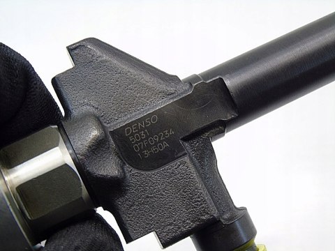 WTRYSKIWACZ 2.0 DI CITD MAZDA 3 5 6 MPV 2 FR5C WTRYSKIWACZ 2.0 DI CITD MAZDA 3 5 6 MPV 2 FR5C
