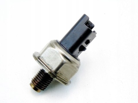 CZUJNIK PALIWA 2.0 D V50 C70 II C30 S40 II FOCUS 2 CZUJNIK PALIWA 2.0 D V50 C70 II C30 S40 II FOCUS 2