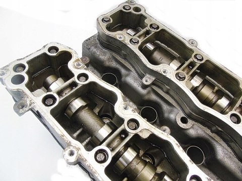 GŁOWICA 1.6 16V 307 C4 207 XSARA C3 BERLINGO 1007 GŁOWICA 1.6 16V 307 C4 207 XSARA C3 BERLINGO 1007