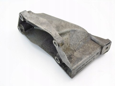 ŁAPA SILNIKA 2.0 20V PASSAT B5.5 AUDI A4 B6 B7 A6 ŁAPA SILNIKA 2.0 20V PASSAT B5.5 AUDI A4 B6 B7 A6