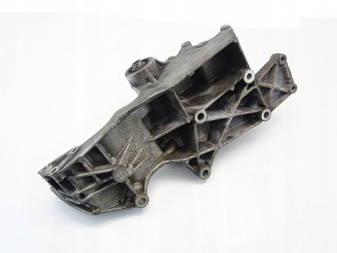 ŁAPA SILNIKA 2.0 20V PASSAT B5.5 AUDI A4 B6 B7 A6 ŁAPA SILNIKA 2.0 20V PASSAT B5.5 AUDI A4 B6 B7 A6