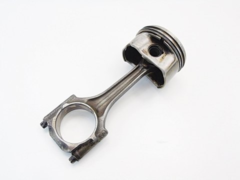 TŁOK KORBOWÓD 2.0 20V PASSAT B5 AUDI A4 B6 B7 A6 TŁOK KORBOWÓD 2.0 20V PASSAT B5 AUDI A4 B6 B7 A6