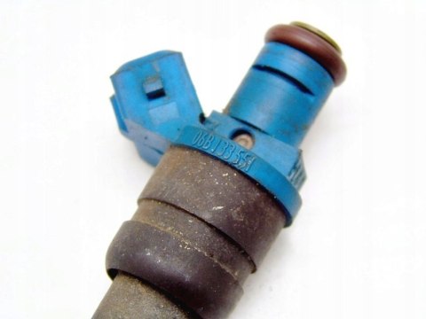 WTRYSKIWACZ 06B133551 1.6 8V PASSAT B5 AUDI A4 B5 WTRYSKIWACZ 06B133551 1.6 8V PASSAT B5 AUDI A4 B5