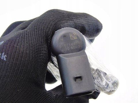 WTRYSKIWACZ 2.0 TDCI HDI 9657144580 FORD VOLVO PSA WTRYSKIWACZ 2.0 TDCI HDI 9657144580 FORD VOLVO PSA