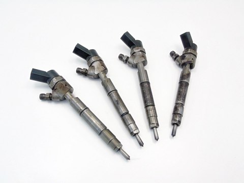 WTRYSKIWACZE 1.7 CDI A KLASA W168 VANEO A170 A160 WTRYSKIWACZE 1.7 CDI A KLASA W168 VANEO A170 A160