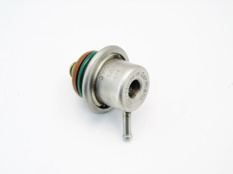 ZAWÓR PALIWA 2.0 20V PASSAT B5 AUDI A4 B6 B7 A6 ZAWÓR PALIWA 2.0 20V PASSAT B5 AUDI A4 B6 B7 A6