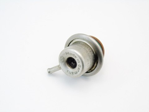 ZAWÓR PALIWA 2.0 20V PASSAT B5 AUDI A4 B6 B7 A6 ZAWÓR PALIWA 2.0 20V PASSAT B5 AUDI A4 B6 B7 A6