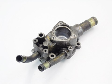 OBUDOWA TERMOSTATU 1.8 16V PRIMERA P12 TINO ALMERA OBUDOWA TERMOSTATU 1.8 16V PRIMERA P12 TINO ALMERA