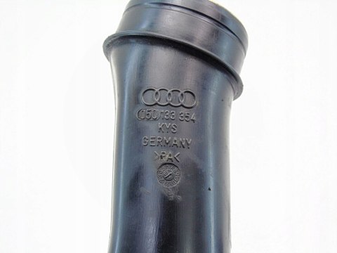 RURA PRZEWÓD POWIETRZA 1.6 8V PASSAT B5 AUDI A4 B5 RURA PRZEWÓD POWIETRZA 1.6 8V PASSAT B5 AUDI A4 B5