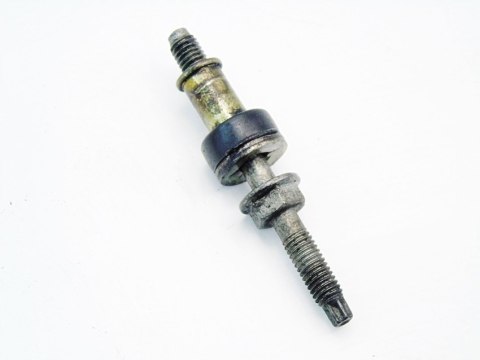 ŚRUBA POKRYWY 2.0 D BMW E46 E39 E87 320 520 318 ŚRUBA POKRYWY 2.0 D BMW E46 E39 E87 320 520 318