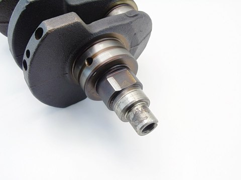 WAŁ KORBOWY 1.8 16V ASTRA G VECTRA B ZAFIRA A WAŁ KORBOWY 1.8 16V ASTRA G VECTRA B ZAFIRA A