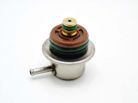 ZAWÓR PALIWA 1.8 T 20V TURBO PASSAT AUDI A4 A6 ZAWÓR PALIWA 1.8 T 20V TURBO PASSAT AUDI A4 A6