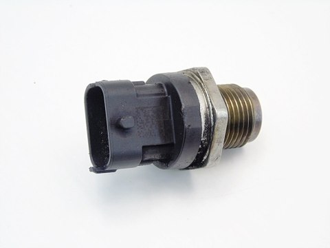 CZUJNIK PALIWA 1.9 CDTI ASTRA H VECTRA C ZAFIRA 93