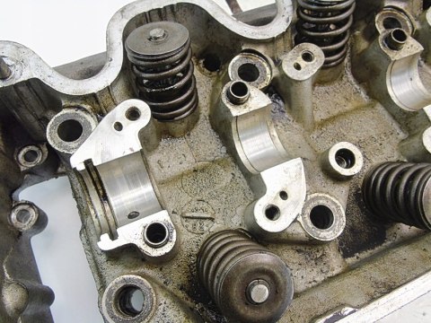 GŁOWICA 2.3 8V MERCEDES W123 S123 C123 R1020160301 GŁOWICA 2.3 8V MERCEDES W123 S123 C123 R1020160301