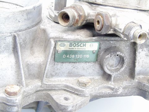 ROZDZIELACZ PALIWA 2.3 8V MERCEDES W123 S123 C123 ROZDZIELACZ PALIWA 2.3 8V MERCEDES W123 S123 C123