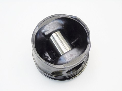 TŁOK 82L69 1.9 CDTI ASTRA H VECTRA ZAFIRA SIGNUM TŁOK 82L69 1.9 CDTI ASTRA H VECTRA ZAFIRA SIGNUM