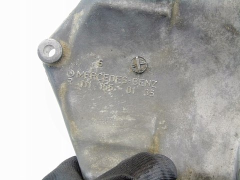 ŁAPA SILNIKA 2.0 B MERCEDES KLASA E200 W210 S210 ŁAPA SILNIKA 2.0 B MERCEDES KLASA E200 W210 S210