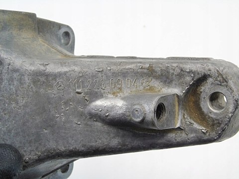 ŁAPA SILNIKA 2.0 B MERCEDES KLASA E200 W210 S210 ŁAPA SILNIKA 2.0 B MERCEDES KLASA E200 W210 S210