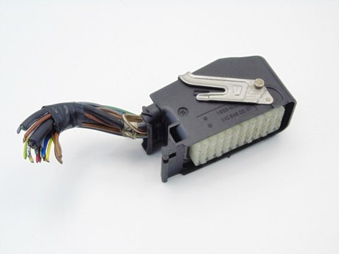 WTYCZKA STEROWNIKA 2.0 B MERCEDES E E200 W210 S210 WTYCZKA STEROWNIKA 2.0 B MERCEDES E E200 W210 S210
