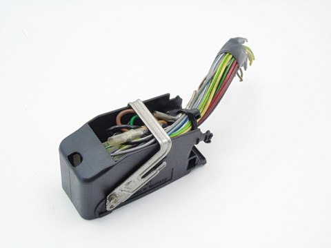 WTYCZKA STEROWNIKA 2.0 B MERCEDES E E200 W210 S210 WTYCZKA STEROWNIKA 2.0 B MERCEDES E E200 W210 S210
