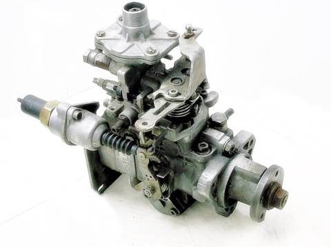POMPA WTRYSKOWA FORD 2.5 DI TRANSIT MK4 MK5 POMPA WTRYSKOWA FORD 2.5 DI TRANSIT MK4 MK5