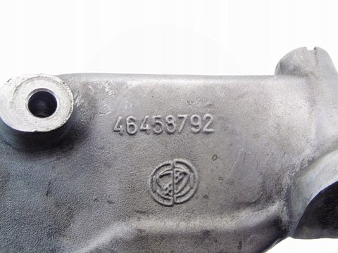ŁAPA SKRZYNI 1.9 JTDM 147 156 GT STILO BRAVO 2 ŁAPA SKRZYNI 1.9 JTDM 147 156 GT STILO BRAVO 2