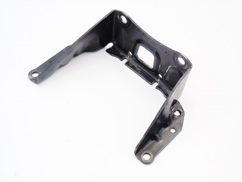 ŁAPA WSPORNIK 1.4 8V MPI SKODA FABIA I 047103614A ŁAPA WSPORNIK 1.4 8V MPI SKODA FABIA I 047103614A