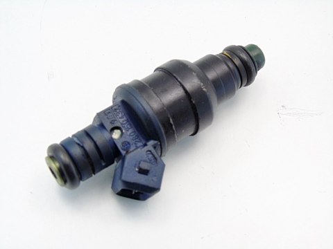 WTRYSKIWACZ 0280150432 2.0 16V SAAB 9-3 900 2 9000 WTRYSKIWACZ 0280150432 2.0 16V SAAB 9-3 900 2 9000