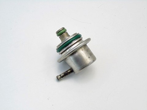 ZAWÓR REGULATOR PALIWA 2.0 16V SAAB 9-3 900 2 9000 ZAWÓR REGULATOR PALIWA 2.0 16V SAAB 9-3 900 2 9000