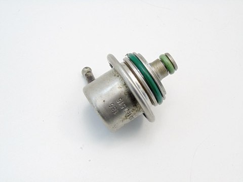 ZAWÓR REGULATOR PALIWA 2.0 16V SAAB 9-3 900 2 9000 ZAWÓR REGULATOR PALIWA 2.0 16V SAAB 9-3 900 2 9000