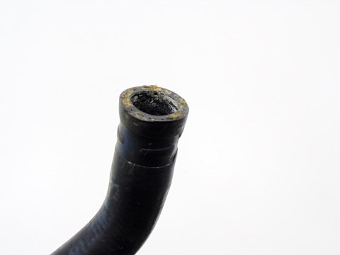 PRZEWÓD WĄŻ WODY 1.6 8V PASSAT B5 AUDI A4 B5 PRZEWÓD WĄŻ WODY 1.6 8V PASSAT B5 AUDI A4 B5
