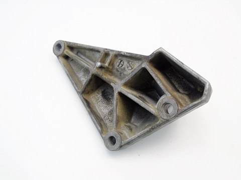 ŁAPA SKRZYNI BIEGÓW 2.0 16V SAAB 9-3 900 2 4726782 ŁAPA SKRZYNI BIEGÓW 2.0 16V SAAB 9-3 900 2 4726782