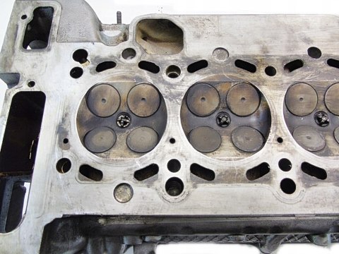GŁOWICA 1436812 2.2 2.5 I CI BMW E39 E46 E36 Z4 GŁOWICA 1436812 2.2 2.5 I CI BMW E39 E46 E36 Z4