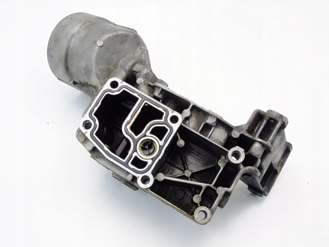 OBUDOWA FILTRA OLEJU 2.2 2.5 I CI BMW E39 E46 E36 OBUDOWA FILTRA OLEJU 2.2 2.5 I CI BMW E39 E46 E36