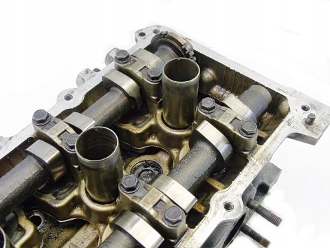GŁOWICA 1.8 16V PRIMERA P12 TINO SENTRA ALMERA N16 GŁOWICA 1.8 16V PRIMERA P12 TINO SENTRA ALMERA N16