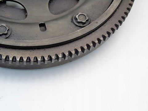 KOŁO ZAMACHOWE 1.4 GRANDE PUNTO LINEA QUBO DOBLO KOŁO ZAMACHOWE 1.4 GRANDE PUNTO LINEA QUBO DOBLO