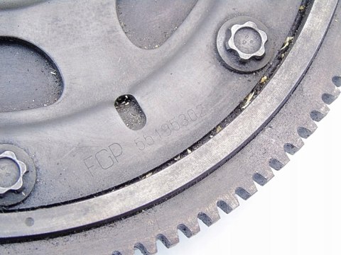 KOŁO ZAMACHOWE 1.4 GRANDE PUNTO LINEA QUBO DOBLO KOŁO ZAMACHOWE 1.4 GRANDE PUNTO LINEA QUBO DOBLO