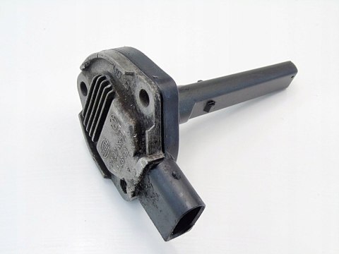 CZUJNIK MISKI OLEJU 2.0 D BMW E46 E39 320 520 318 CZUJNIK MISKI OLEJU 2.0 D BMW E46 E39 320 520 318