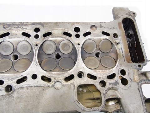 GŁOWICA 1436793 2.5 2.8 BMW E36 E39 E46 523 323 GŁOWICA 1436793 2.5 2.8 BMW E36 E39 E46 523 323
