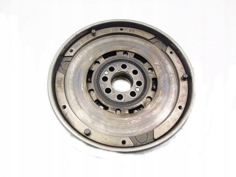 KOŁO DWUMASOWE 2.0 D BMW E46 E39 320 520 318 KOŁO DWUMASOWE 2.0 D BMW E46 E39 320 520 318