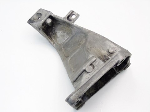 ŁAPA SILNIKA 2.0 D BMW E46 E39 320 520 318 D ŁAPA SILNIKA 2.0 D BMW E46 E39 320 520 318 D