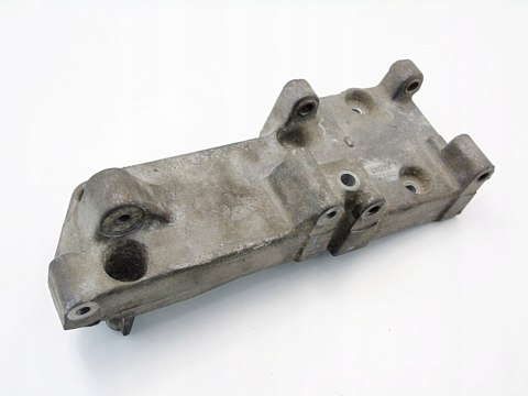 ŁAPA SILNIKA 2.4 20V VOLVO V70 S70 C70 850 9135170 ŁAPA SILNIKA 2.4 20V VOLVO V70 S70 C70 850 9135170