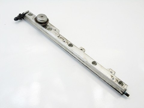 LISTWA PALIWA ZAWÓR 2.4 20V VOLVO V70 S70 C70 850 LISTWA PALIWA ZAWÓR 2.4 20V VOLVO V70 S70 C70 850