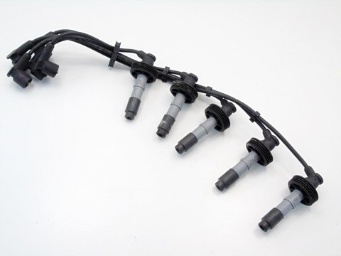 PRZEWODY ZAPŁONOWE 2.4 20V VOLVO V70 S70 C70 850 PRZEWODY ZAPŁONOWE 2.4 20V VOLVO V70 S70 C70 850