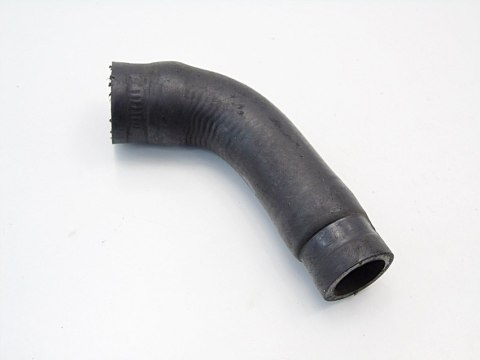 WĄŻ PRZEWÓD WODY 2.0 D BMW E46 E39 320 520 318 WĄŻ PRZEWÓD WODY 2.0 D BMW E46 E39 320 520 318