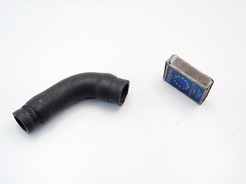WĄŻ PRZEWÓD WODY 2.0 D BMW E46 E39 320 520 318 WĄŻ PRZEWÓD WODY 2.0 D BMW E46 E39 320 520 318