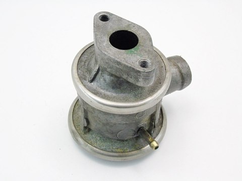 ZAWÓR SPALIN EGR 2.4 20V VOLVO V70 S70 C70 850 ZAWÓR SPALIN EGR 2.4 20V VOLVO V70 S70 C70 850